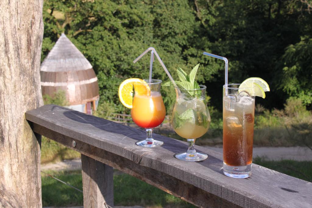 Terragora Lodges - Hebergement Atypique Les Epesses Exterior photo
